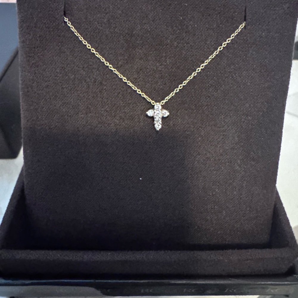 Roberto Coin tiny Treasures Cross 16-18inch 18k yellow gold